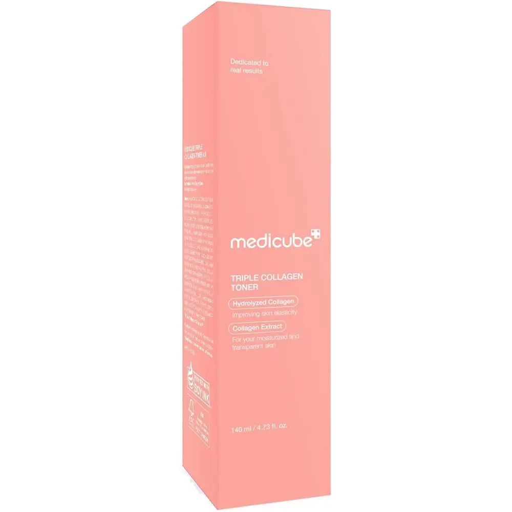 Rosa Verpackung mit Aufschrift: Medicube Triple Collagen Toner. Enthält Informationen zu Inhaltsstoffen und Volumen.