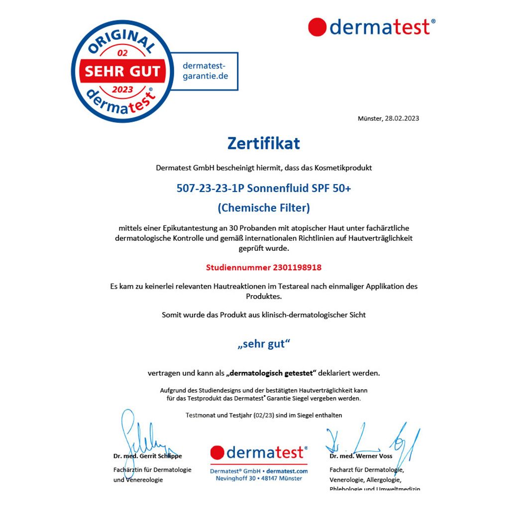 Zertifikat von Dermatest. Bestätigt die Hautverträglichkeit von Sonnenfluid SPF 50+. Siegel: Sehr gut.