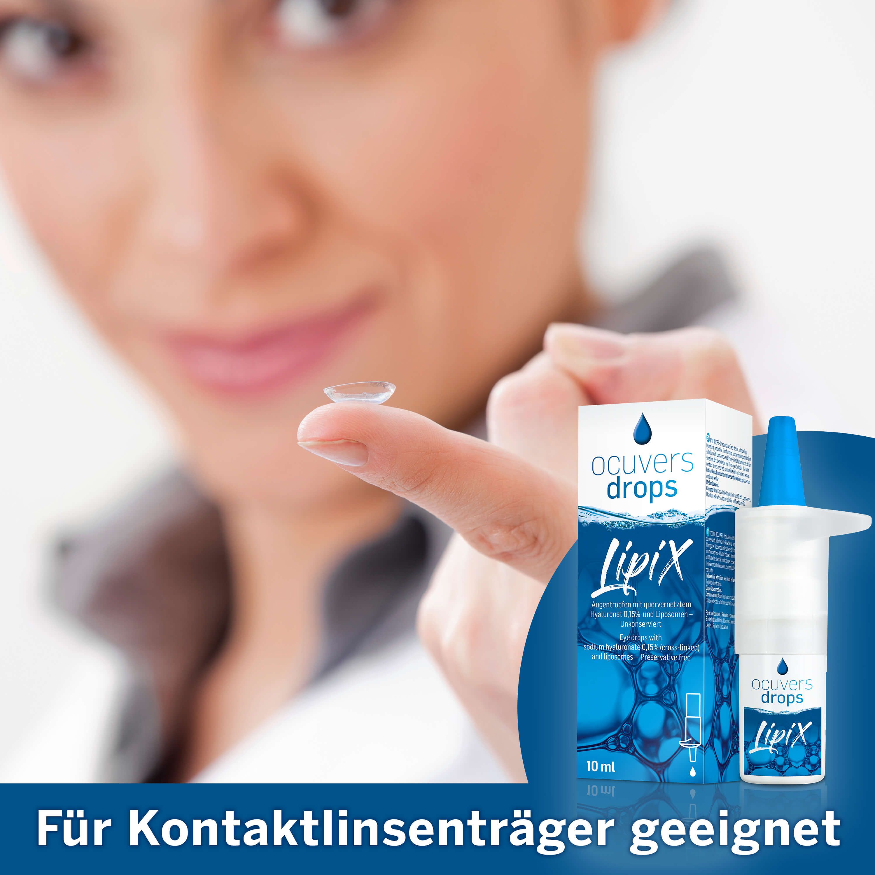 Frau hält Kontaktlinse. Rechts: Verpackung und Flasche. Text: Für Kontaktlinsenträger geeignet. Produktname: ocuvers drops LipiX.