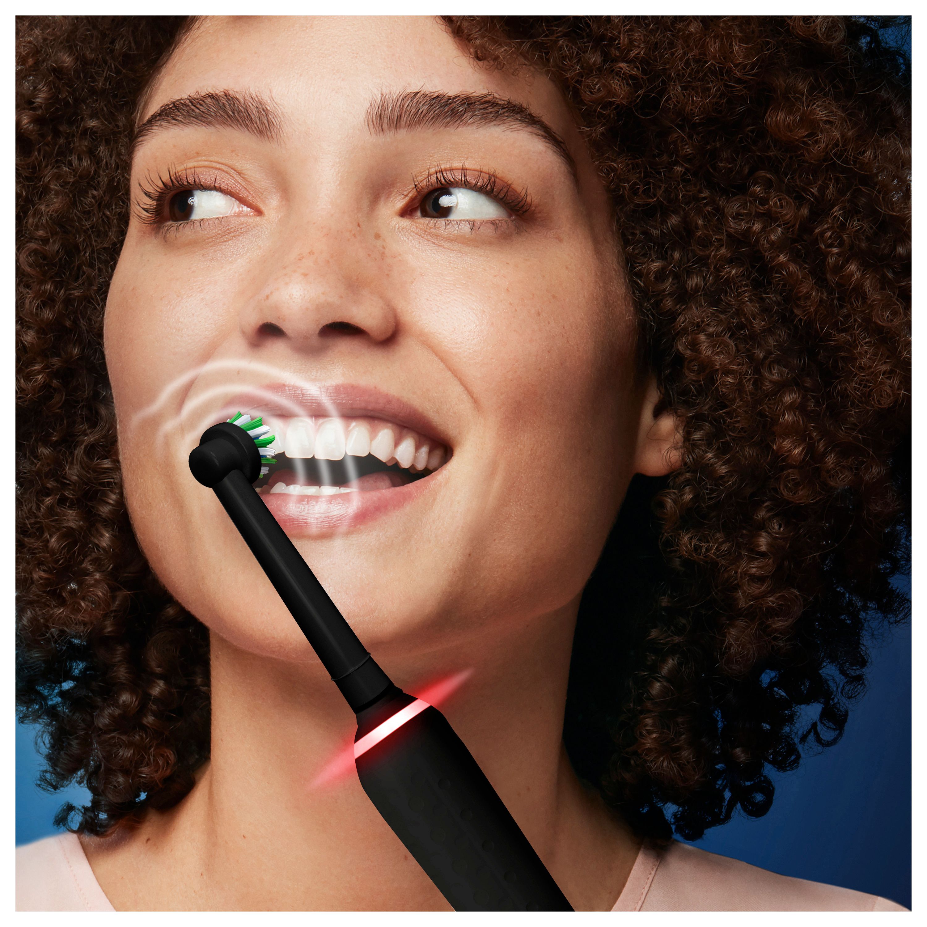 Oral-B - Elektrische Zahnbürste "Pro 3 - Sensitive Clean" in Schwarz