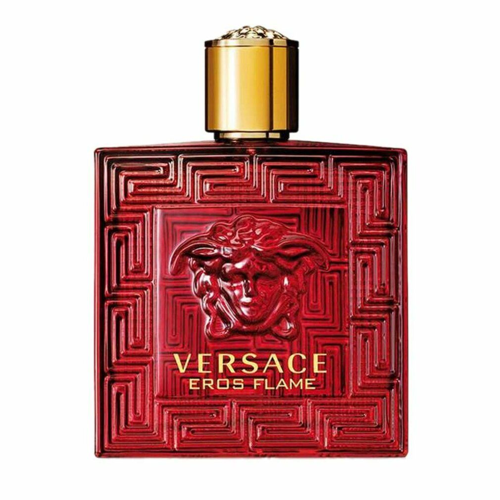 Roter Flakon mit goldenem Verschluss. Geprägtes Versace-Logo und Schriftzug 'Eros Flame'. Quadratische Form mit Reliefmuster.