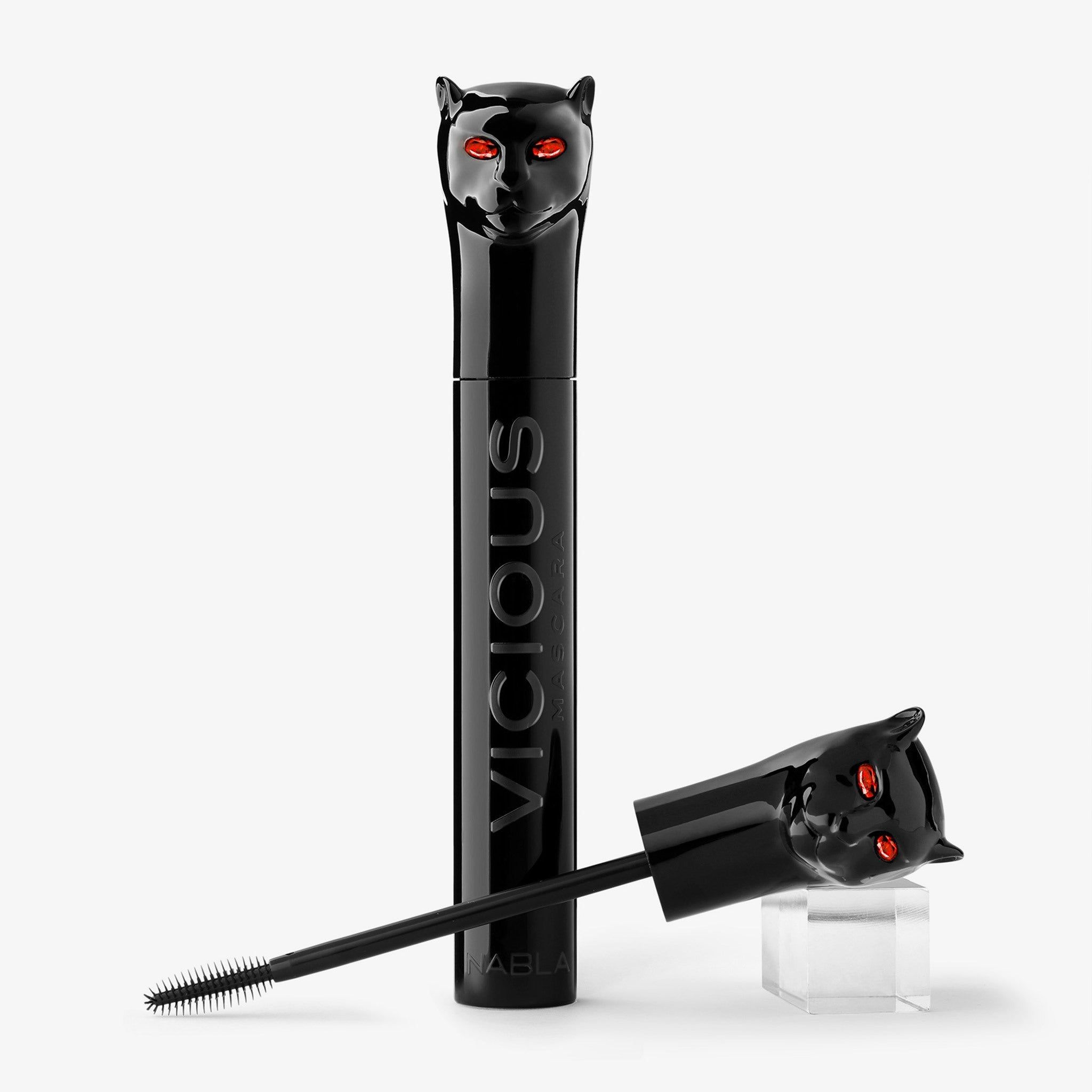 Schwarze Mascara-Tube mit Katzenkopf-Design und dem Schriftzug 'VICIOUS'.