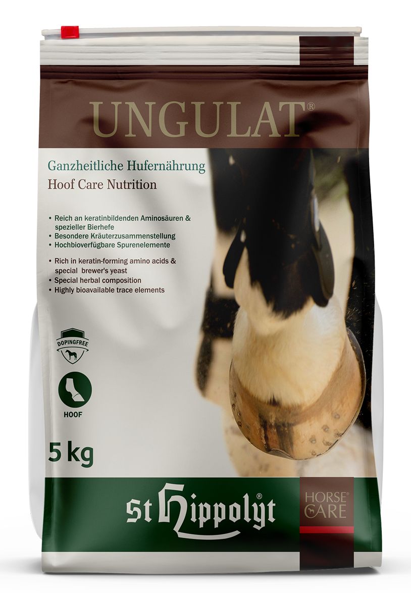 Beutel mit Produkt für Hufpflege. Text: Ungulat, Ganzheitliche Hufernaehrung, St. Hippolyt. 5 kg. Dopingfrei.