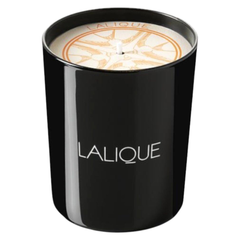 Schwarze Kerze mit weißem Logo "LALIQUE". Oben ist die Kerze mit einem Muster und einem Docht versehen.