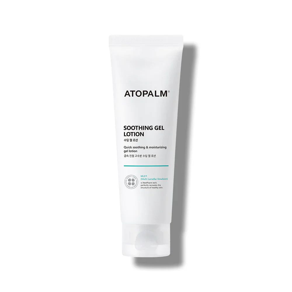 Weiße Tube mit ATOPALM Soothing Gel Lotion-Aufschrift. Produktname und Text in Englisch und Koreanisch.
