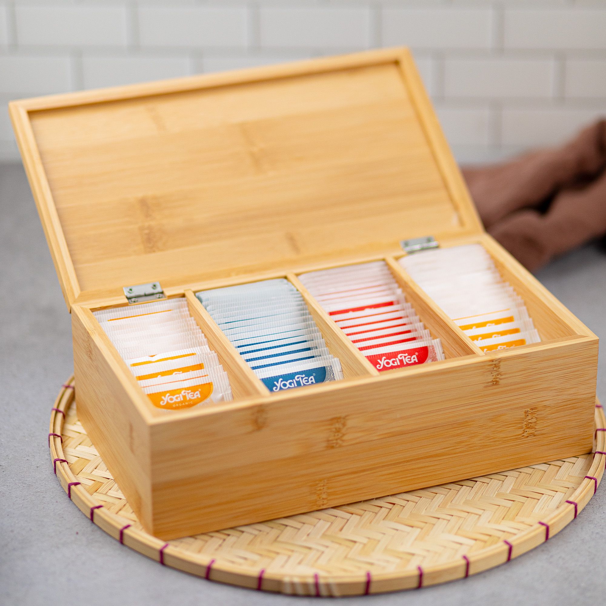 Probierbox aus Holz mit YOGI TEA | 48 Bio Sorten (96 Btl)