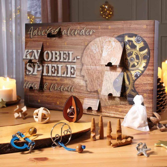 Adventskalender mit der Aufschrift "Knobelspiele Holz & Metall".