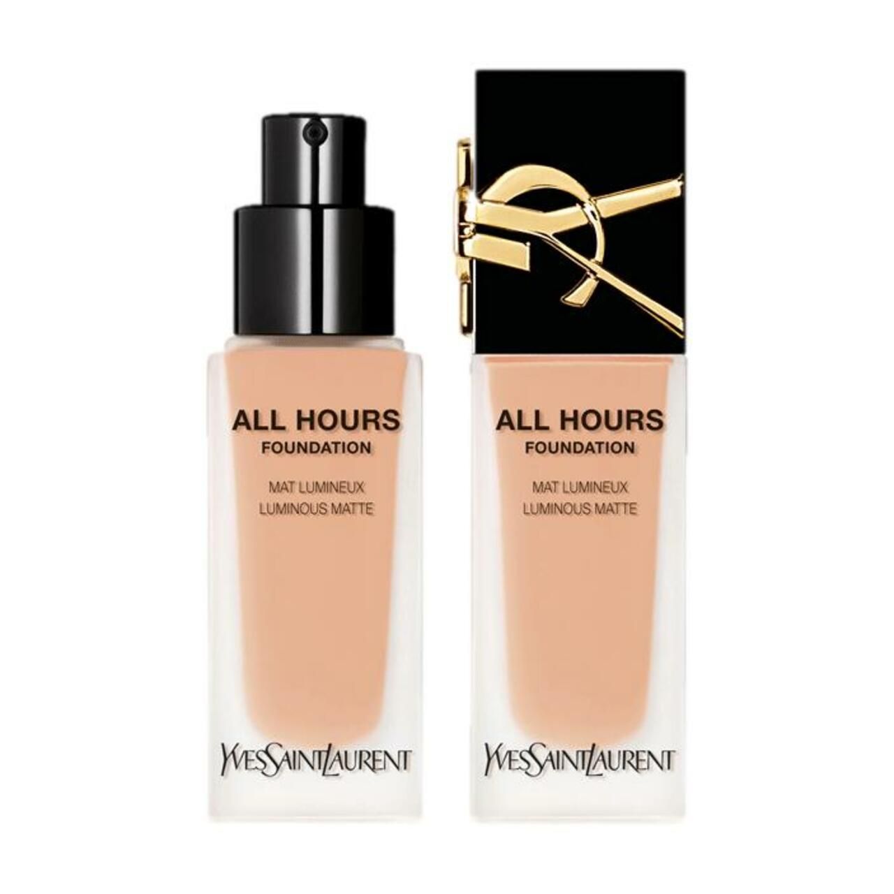 Zwei Flaschen Yves Saint Laurent All Hours Foundation nebeneinander, eine mit Pumpspender.