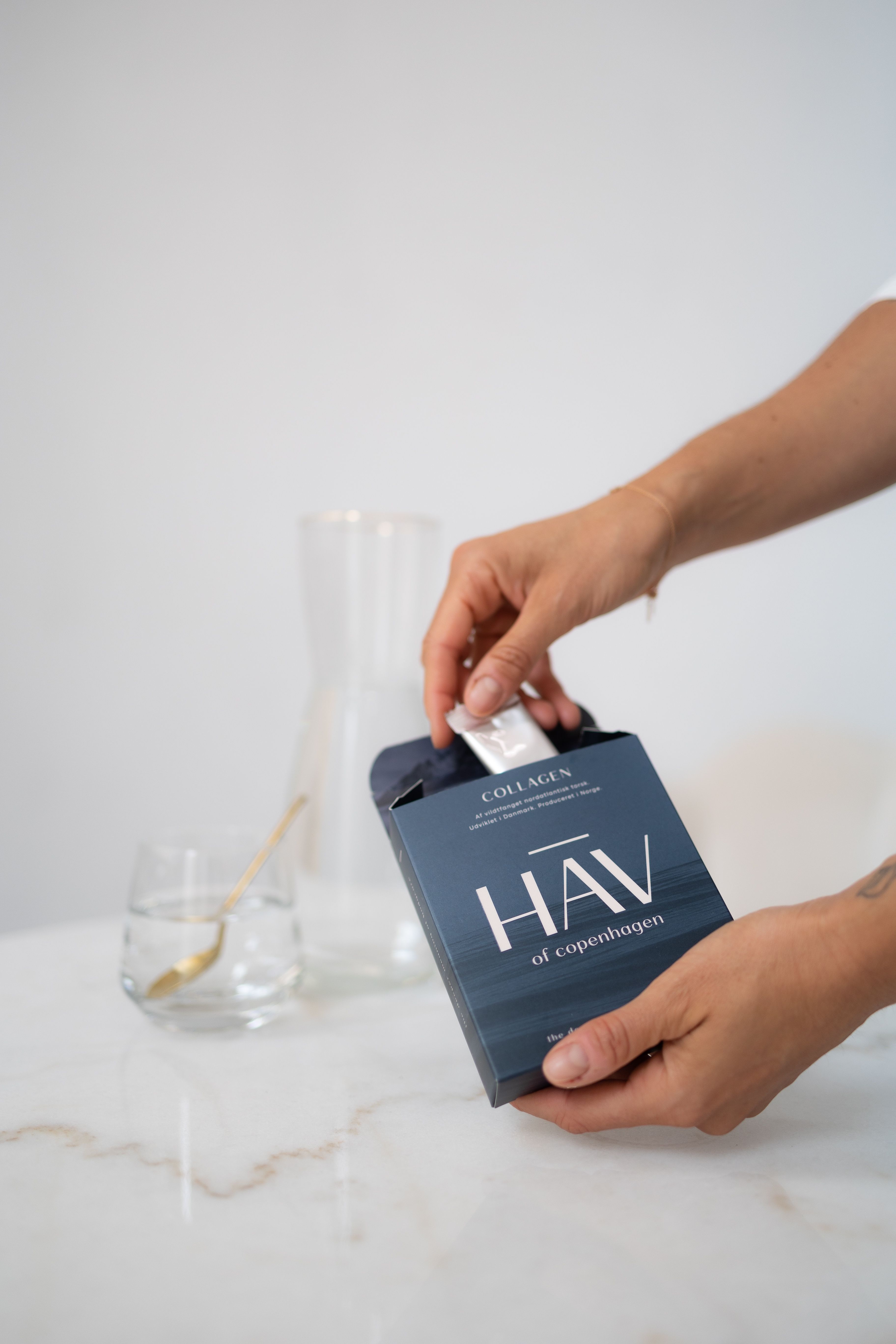 HAV® Premium Marine Collagen Pulver - mit Vitamin C & D, Biotin und Hyaluronsäure.