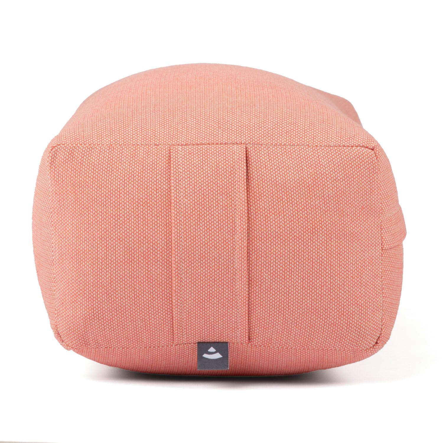 Rosa Yoga-Bolster. Rechteckige Form mit einem grauen Logo.