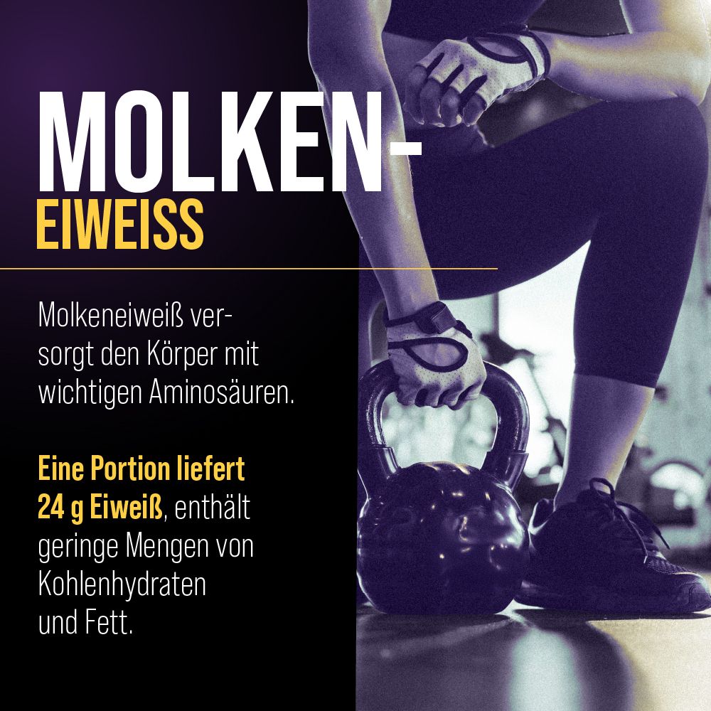 Person mit Hantel. Text: Molkeneiweiß. Eine Portion liefert 24 g Eiweiß. Enthält geringe Mengen an Kohlenhydraten und Fett.