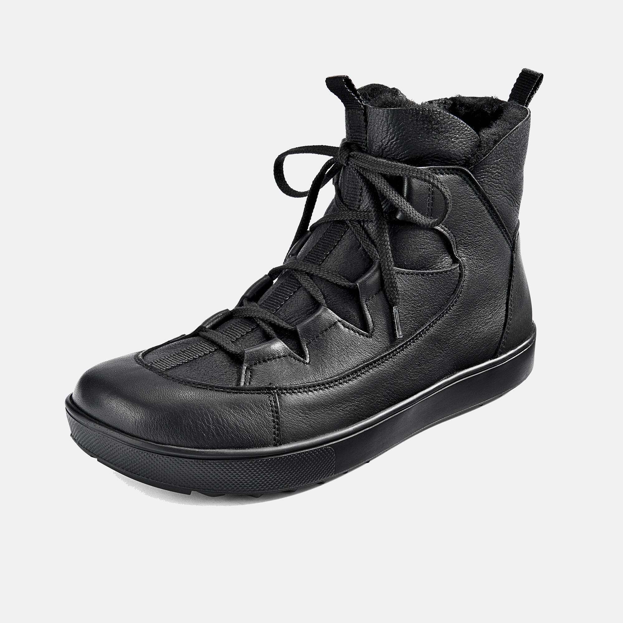 Schwarzer knöchelhoher Schuh mit Schnürung und gefüttertem Schaft.