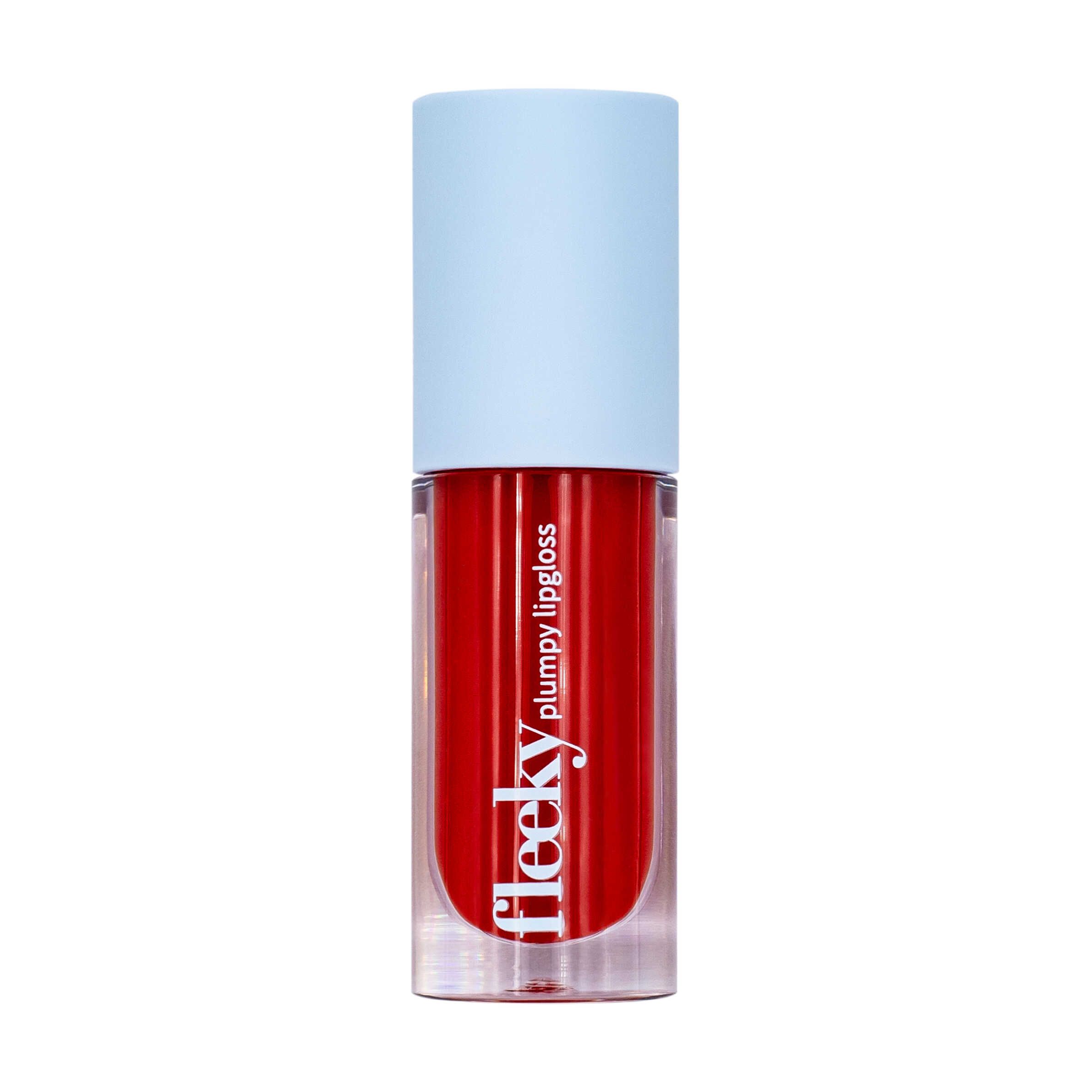 Roter Lipgloss in durchsichtiger Flasche mit hellblauem Deckel. Aufschrift: fleeky plumpy lipgloss.
