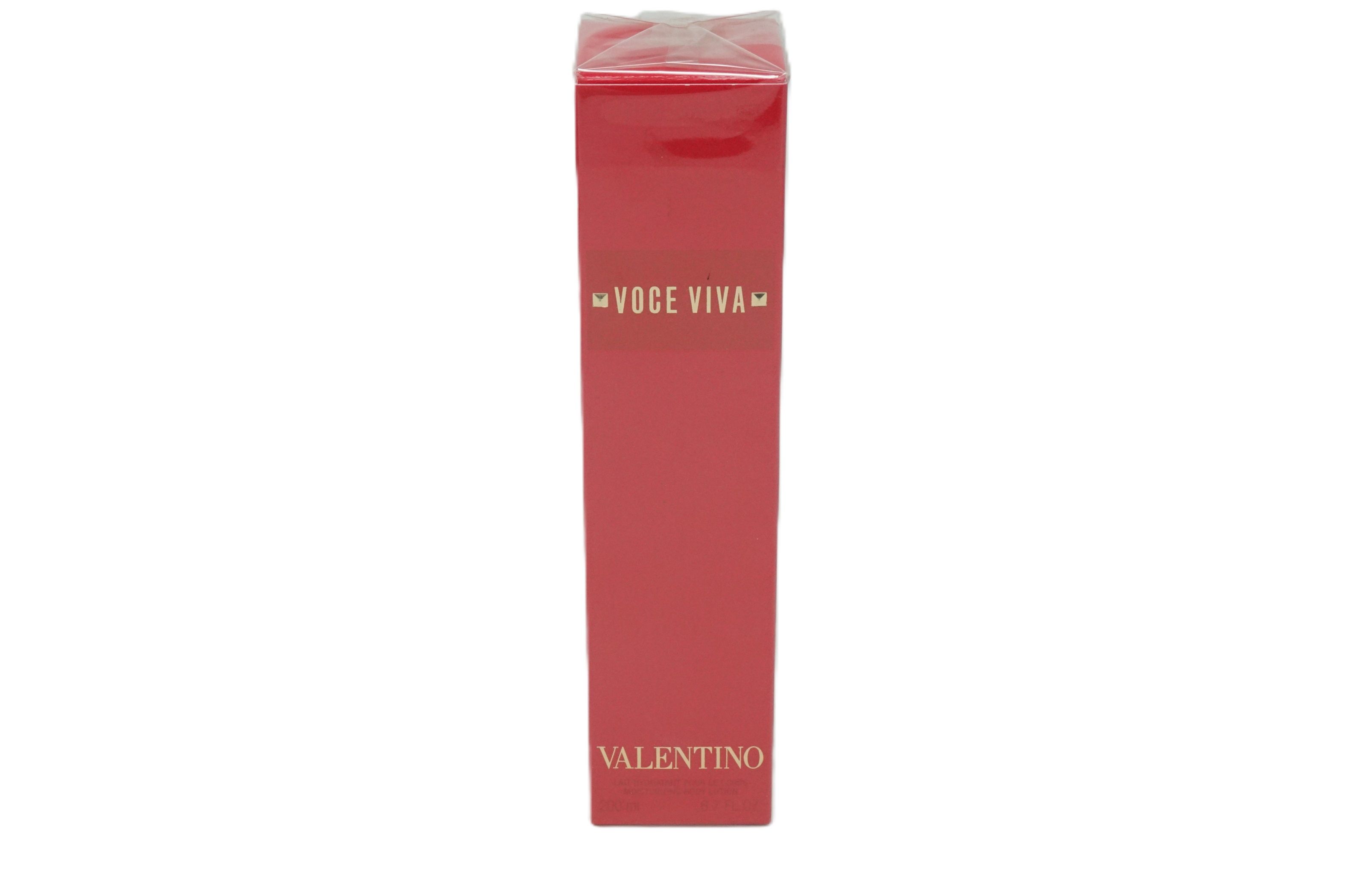 Rote Verpackung mit goldfarbenem Schriftzug "Voce Viva" und "Valentino".