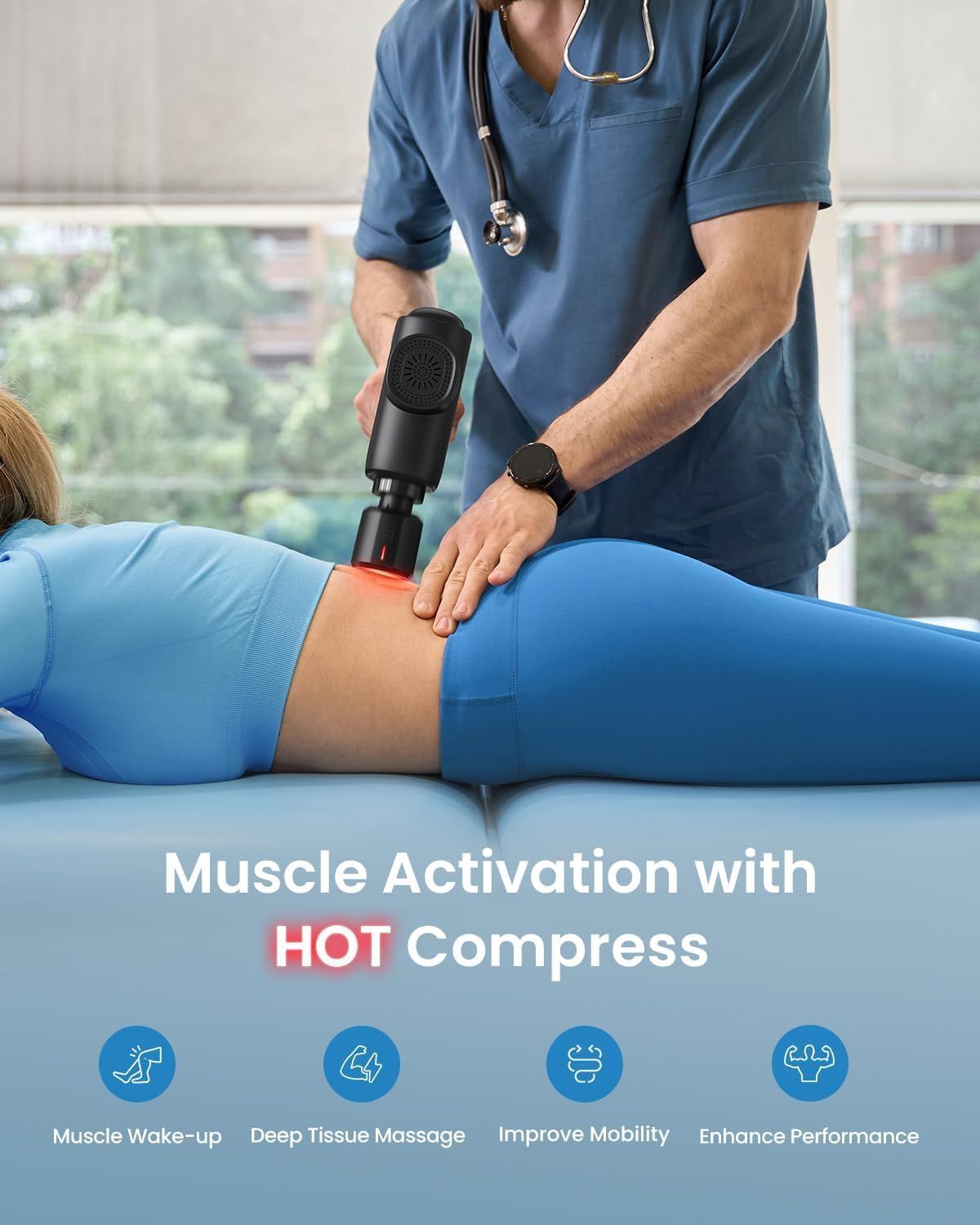 Arzt massiert den Rücken einer Person mit einem schwarzen Massagegerät. Text: Muskelaktivierung mit HOT Compress.