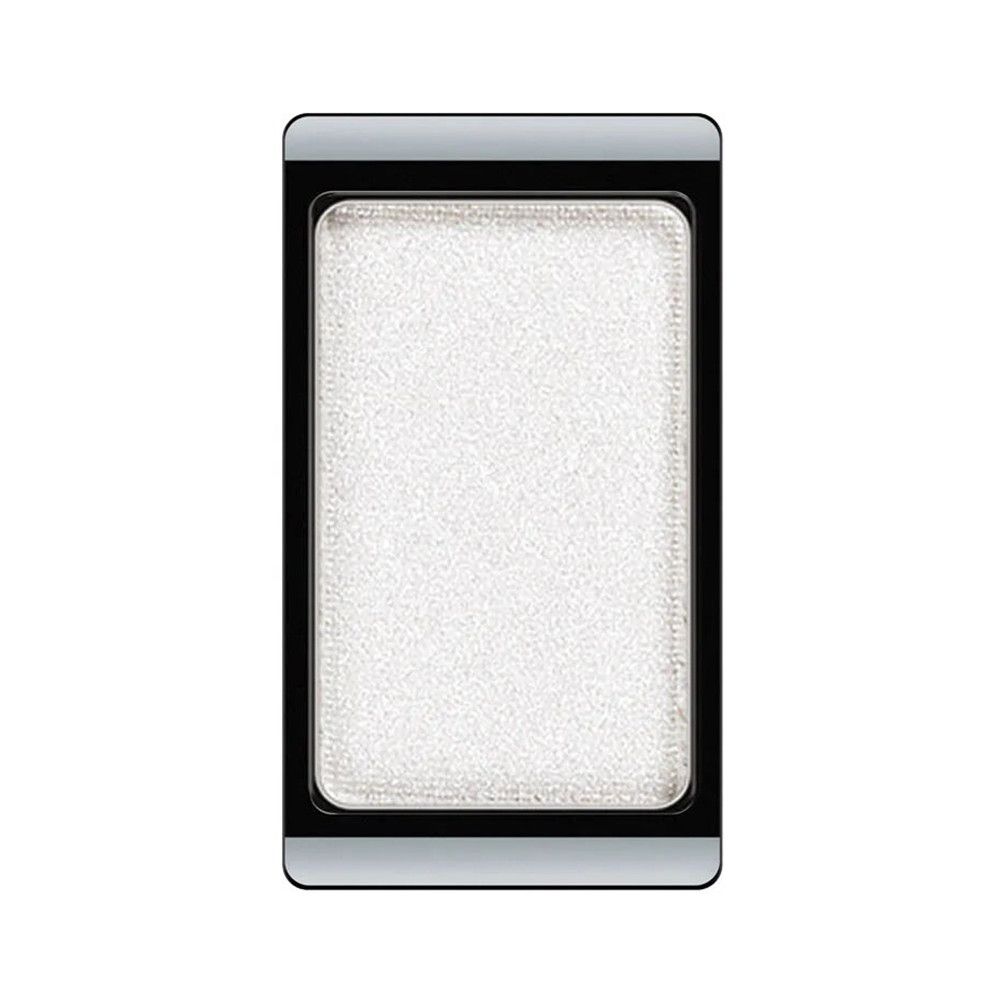 Artdeco Fard à Paupières Pearl in Pearly White. Einzelner Lidschatten in rechteckiger Form. Schwarzer Rahmen, silberner Boden.