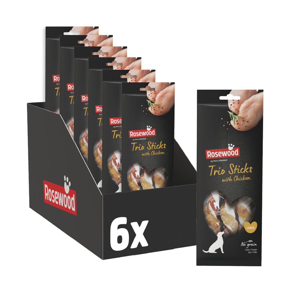 Display mit sechs Packungen Trio Sticks mit Huhn. Logo Rosewood. Eine Packung steht daneben. Aufschrift: Large, No grain.