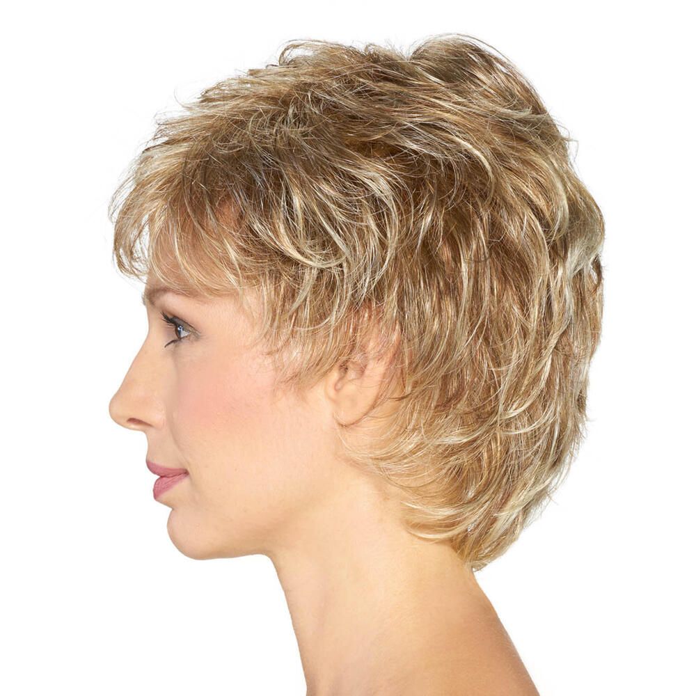Kurzhaarperücke, blond, gewellt, mit Pony, Seitenansicht.