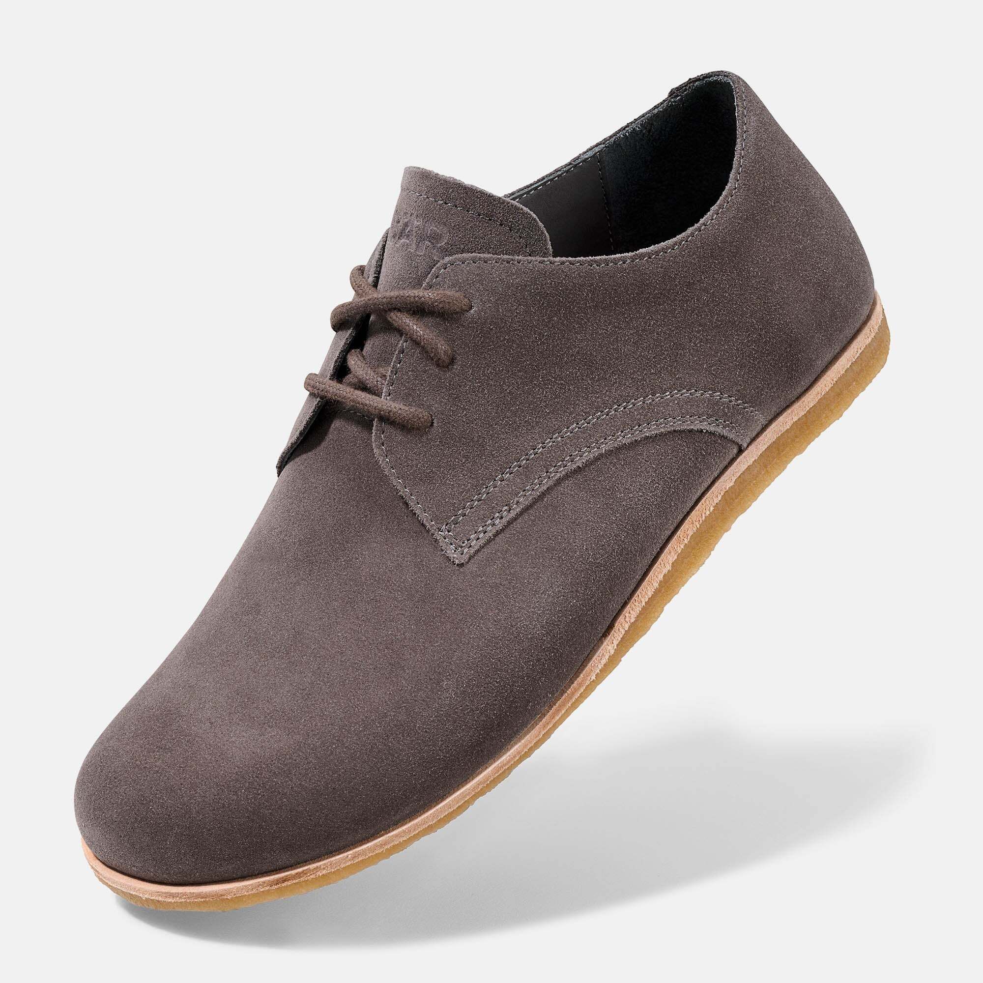 Grauer Wildleder-Schnürschuh für Herren, Seitenansicht.