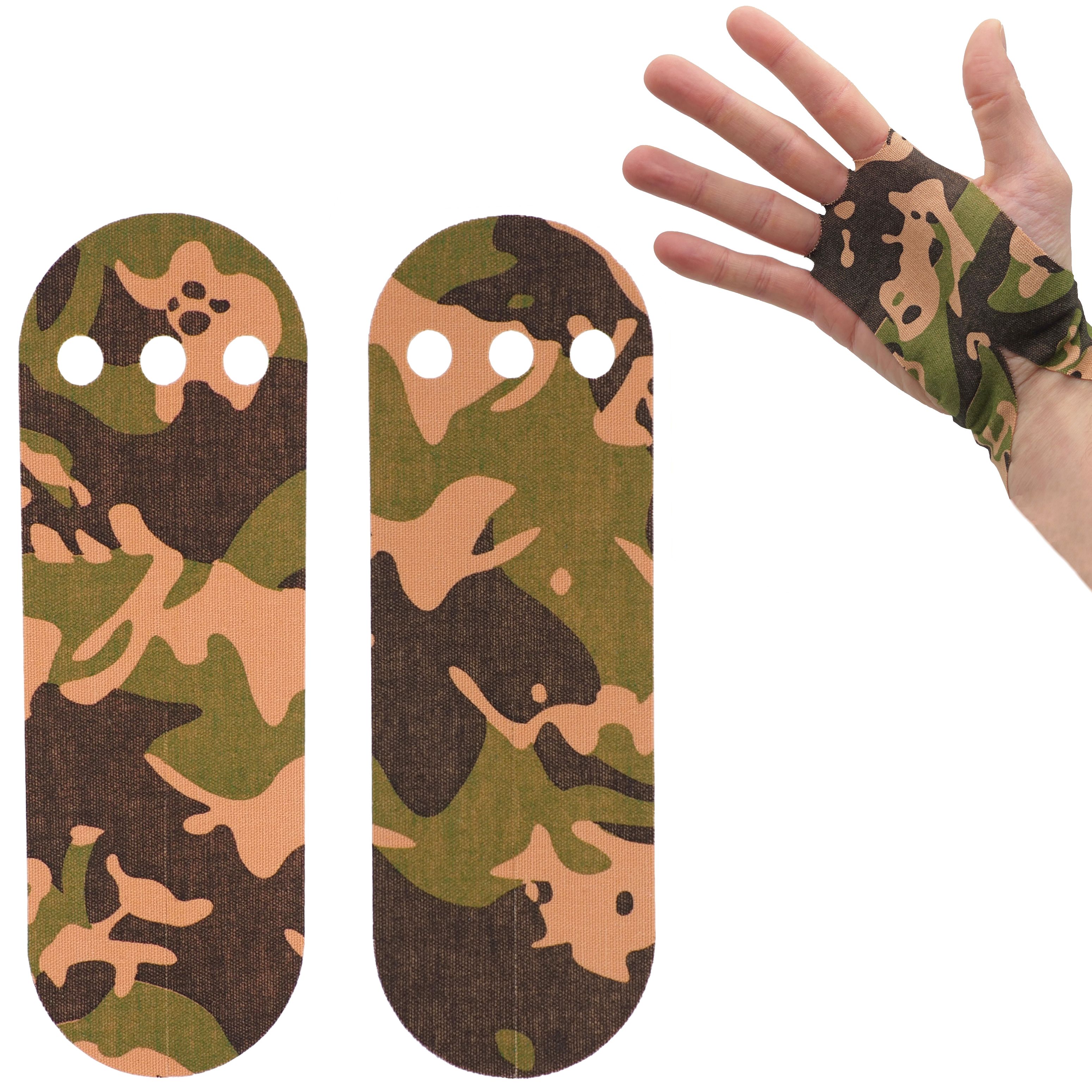 Zwei camouflage-farbene Hand-Tapes mit drei Löchern für Finger.