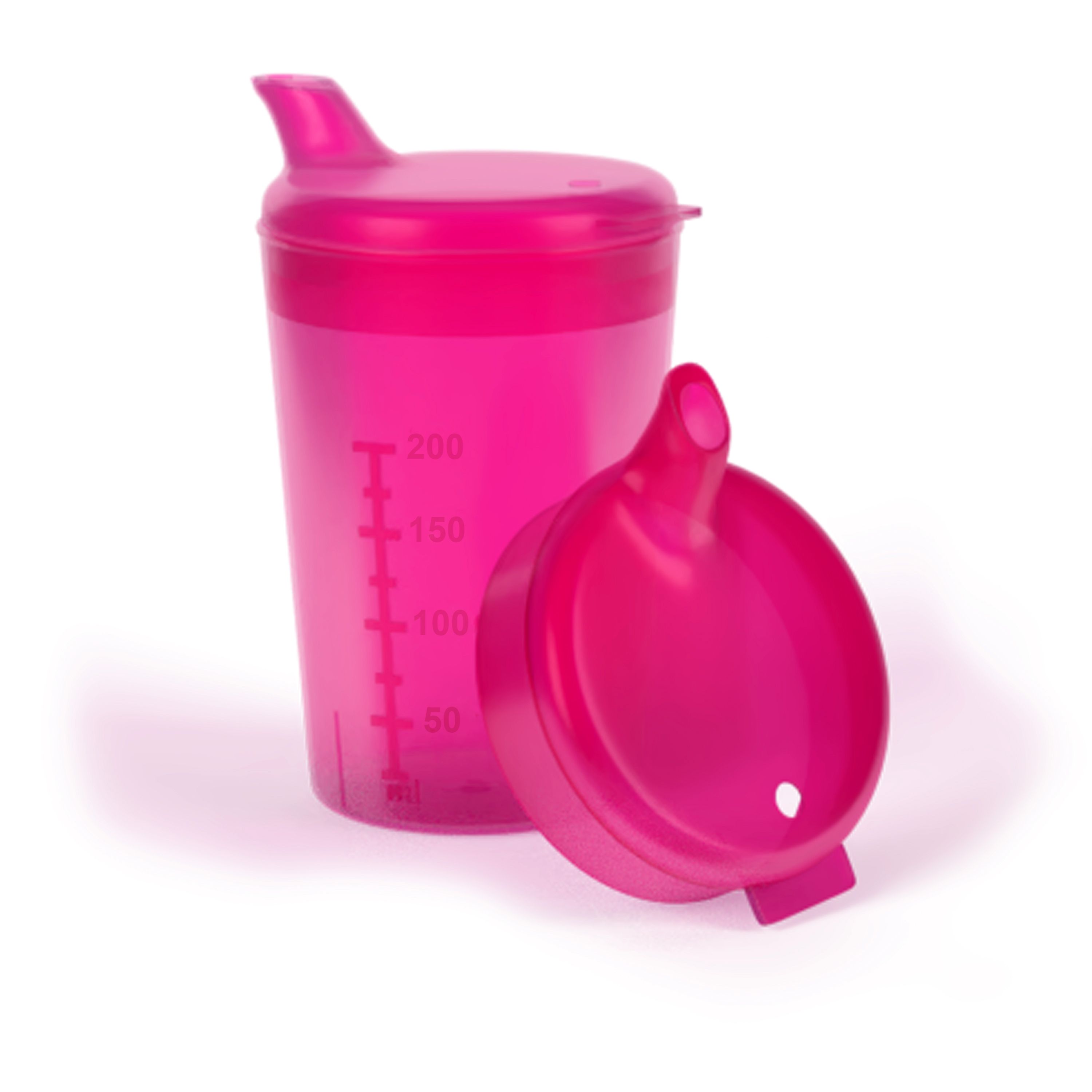 Pinkfarbener Becher mit zwei Deckeln. Ein Deckel ist abgenommen. Der Becher hat eine Messskala und einen Ausguss.