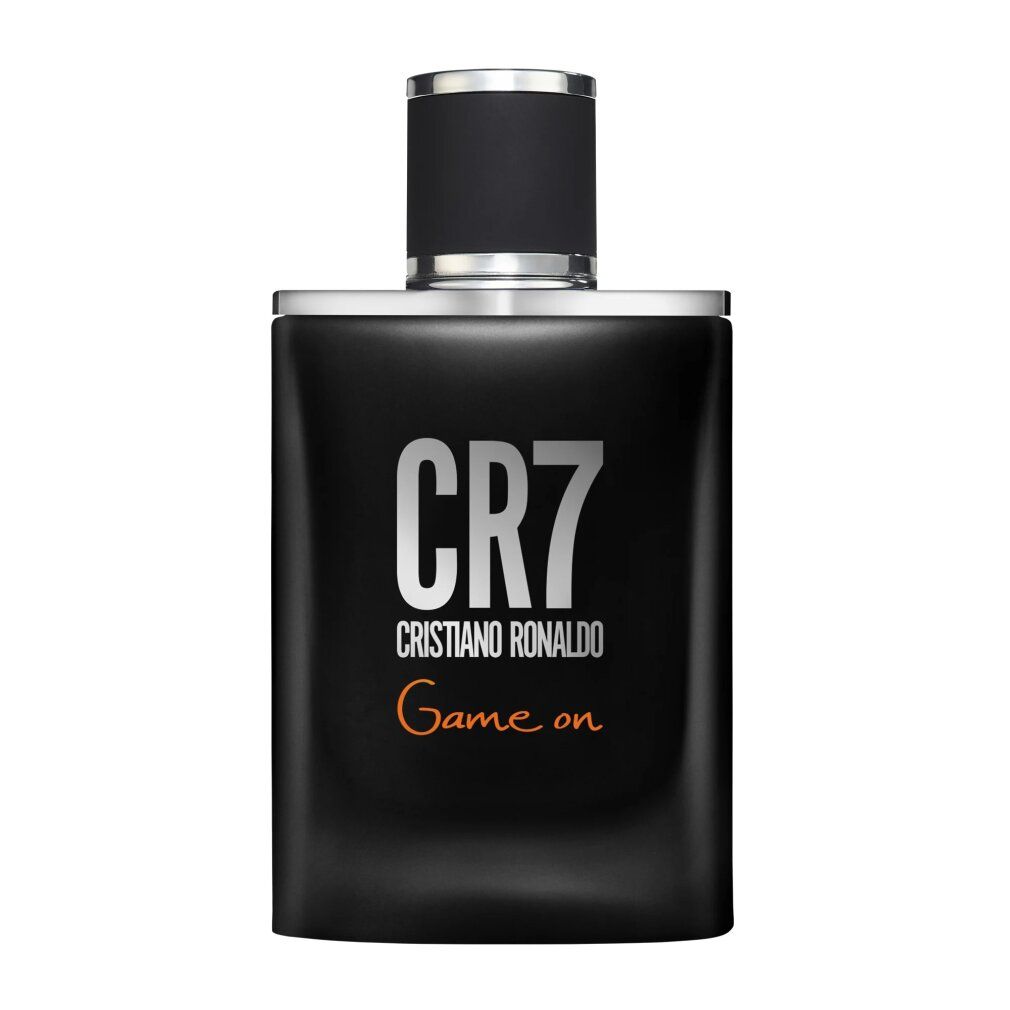 Schwarze CR7-Parfümflasche. Aufschrift: CR7 Cristiano Ronaldo Game on. Silberner Deckel.