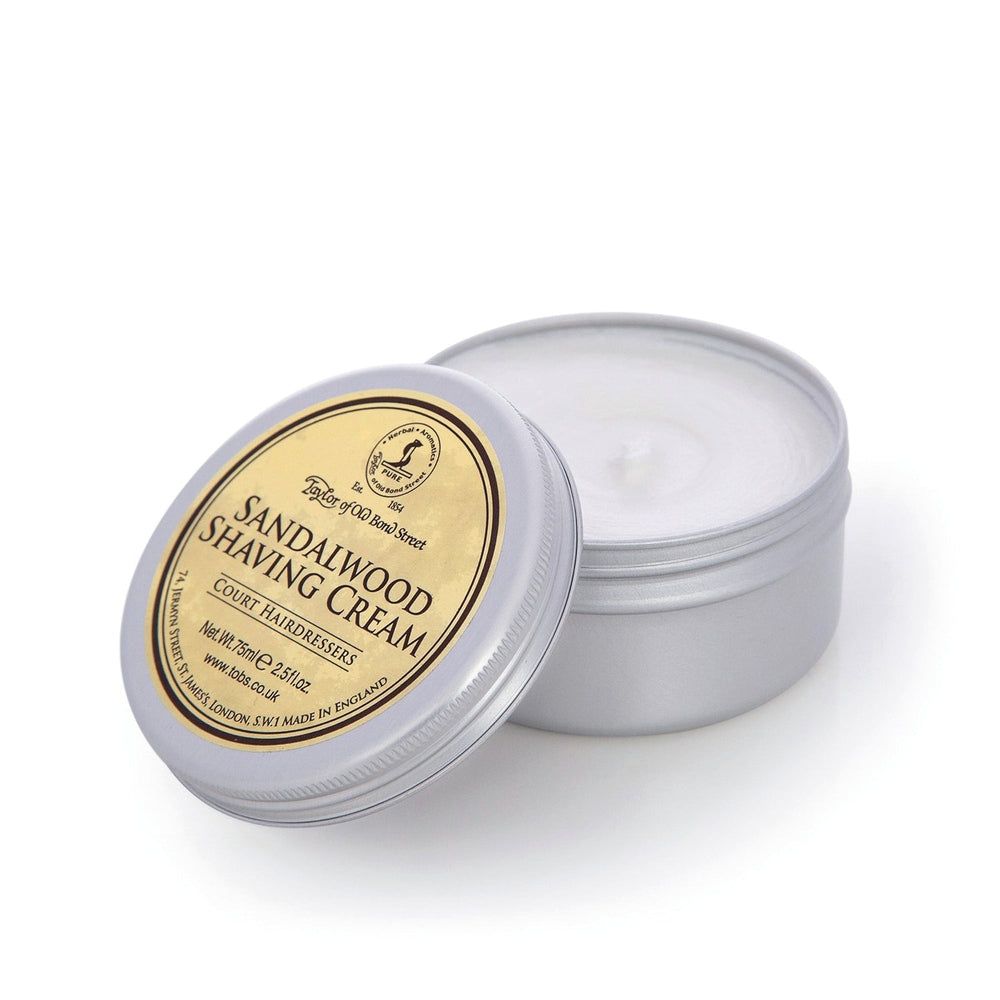 Taylor of Old Bond Street Sandalwood Rasiercreme in einem silbernen Metalltiegel mit Deckel.
