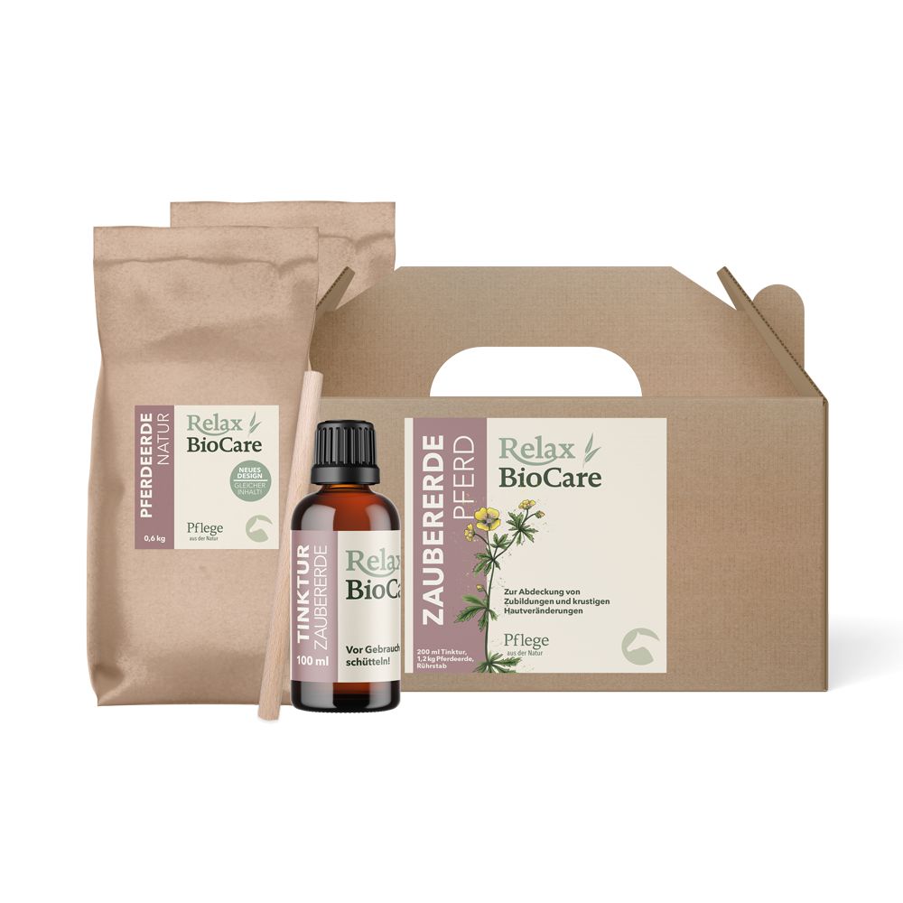Verpackung mit Relax Biocare Produkten für Pferde. Enthält zwei Papiertüten, eine Flasche und eine Box mit Griff.