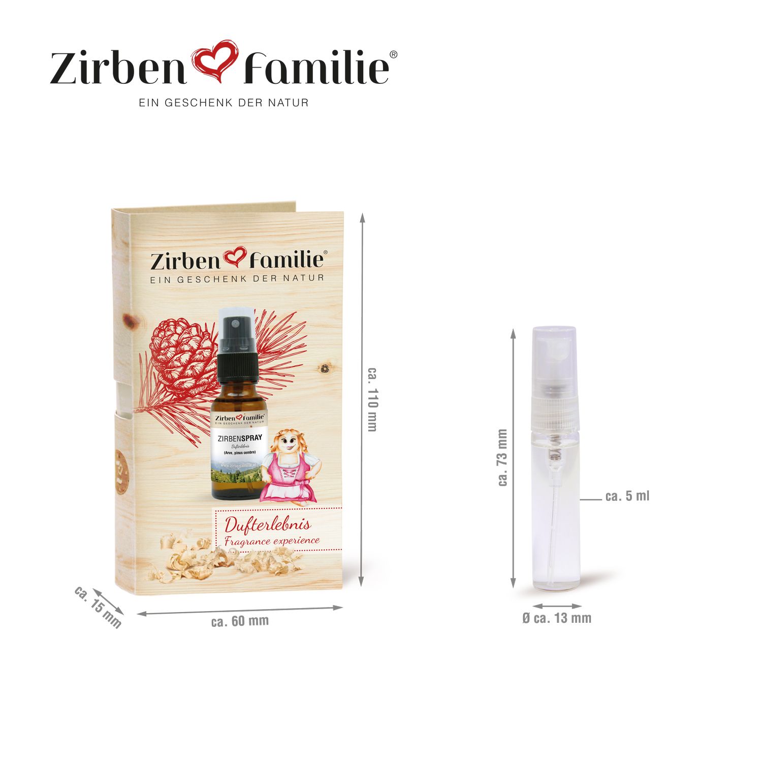 ZirbenFamilie ZirbenSpray. Braune Flasche mit Sprühkopf, in Holzbox. Maße: ca. 110x60x15 mm. Daneben eine leere, transparente Sprühflasche, ca. 73x13 mm.