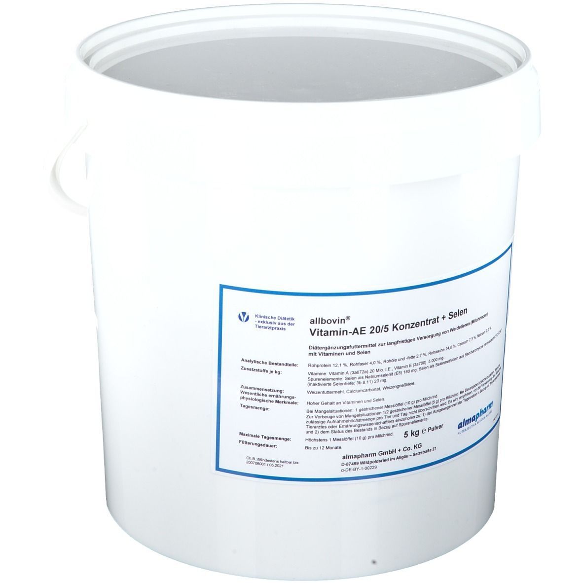 Weißer Eimer mit Aufkleber: allbovin® Vitamin AE 20/5 Konzentrat + Selen. 5 kg Pulver.