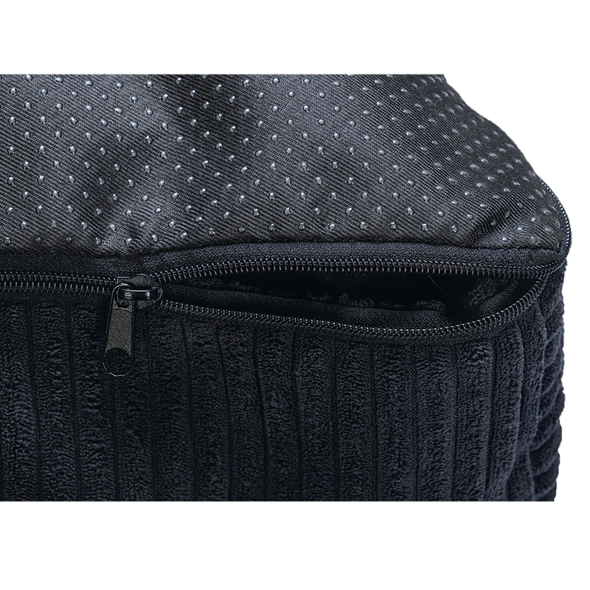 Designed by Lotte Hundekissen Ribbed