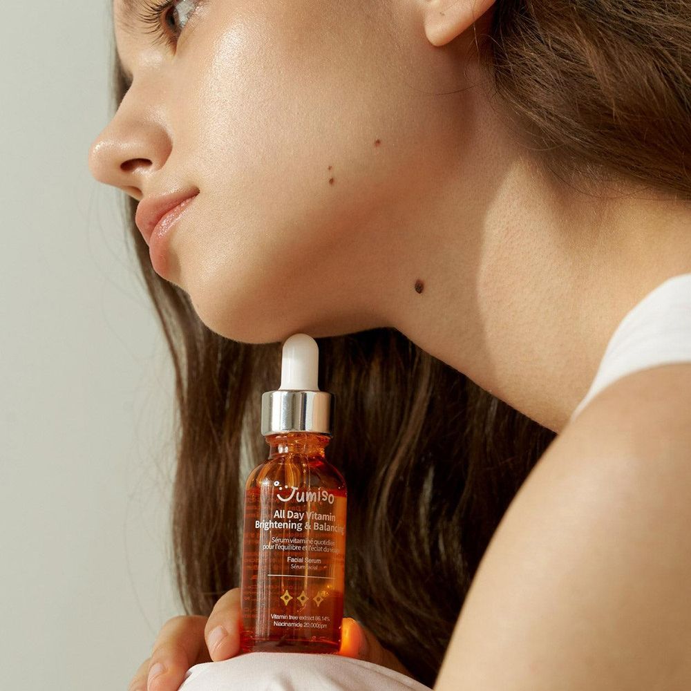 JUMISO All Day Vitamin Brightening and Balancing Serum