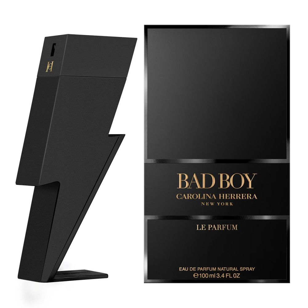 Schwarzer Flakon in Blitzform und rechteckige Verpackung. Aufschrift: BAD BOY, CAROLINA HERRERA, LE PARFUM.