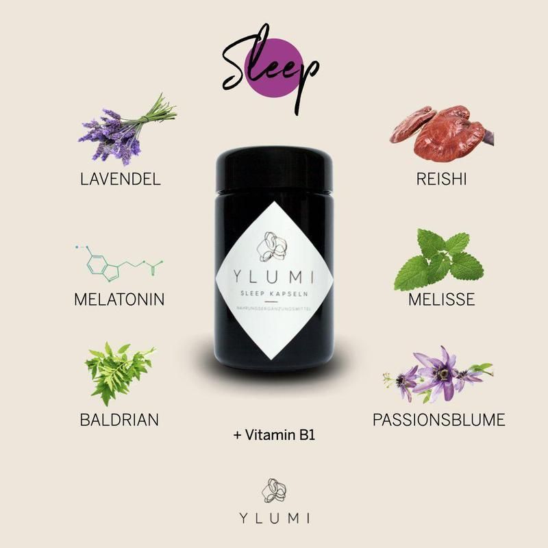 Schwarze Dose mit weißem Etikett. YLUMI SLEEP KAPSELN. Umgeben von Lavendel, Melisse, Baldrian, Passionsblume, Reishi, Melatonin.