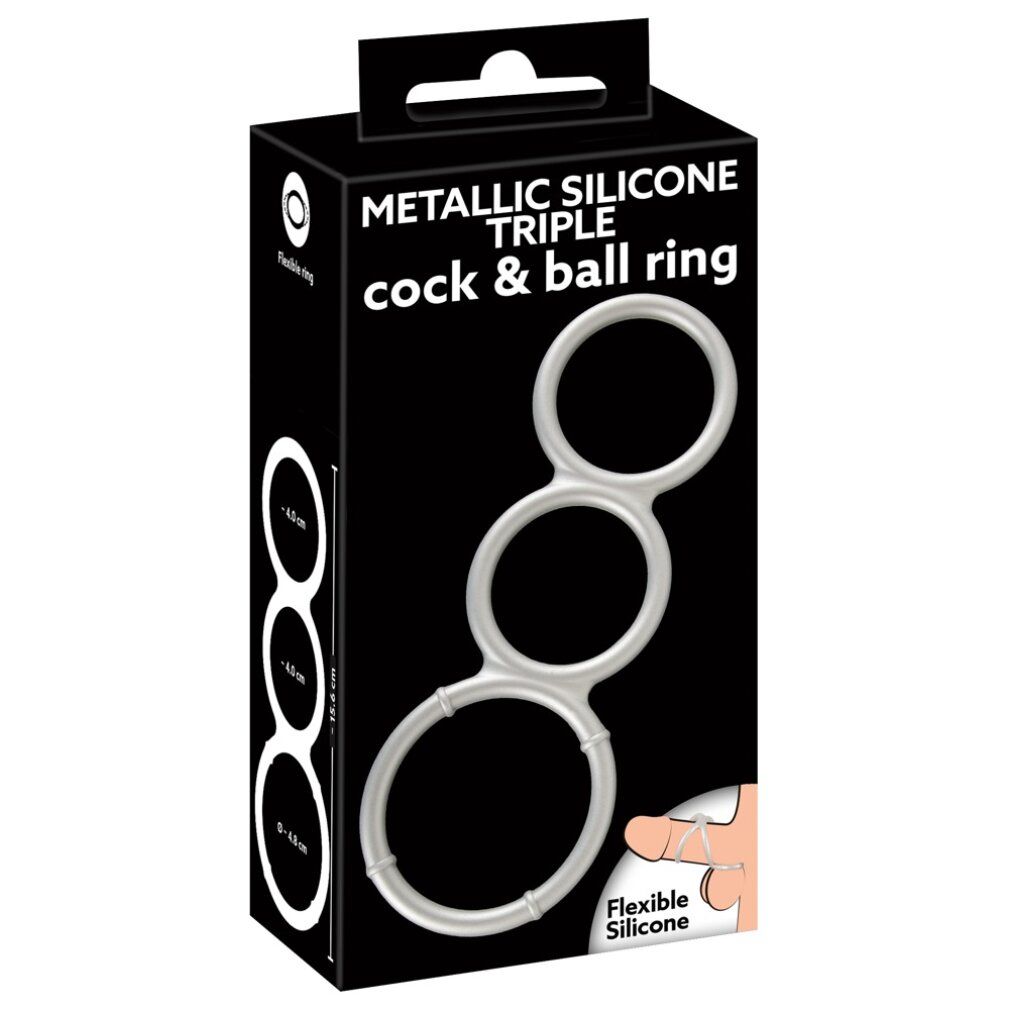 Schwarze Verpackung mit Produktabbildung. Text: Metallic Silicone Triple cock & ball ring.