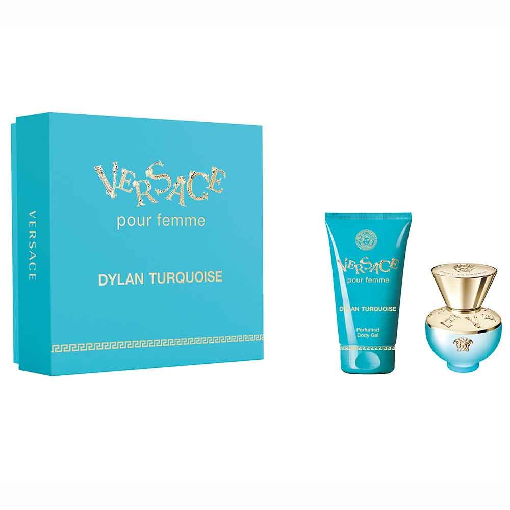 Türkisfarbenes Geschenkset von Versace. Enthält eine Schachtel, eine Tube und einen Flakon. Auf der Schachtel steht "Versace pour femme Dylan Turquoise".