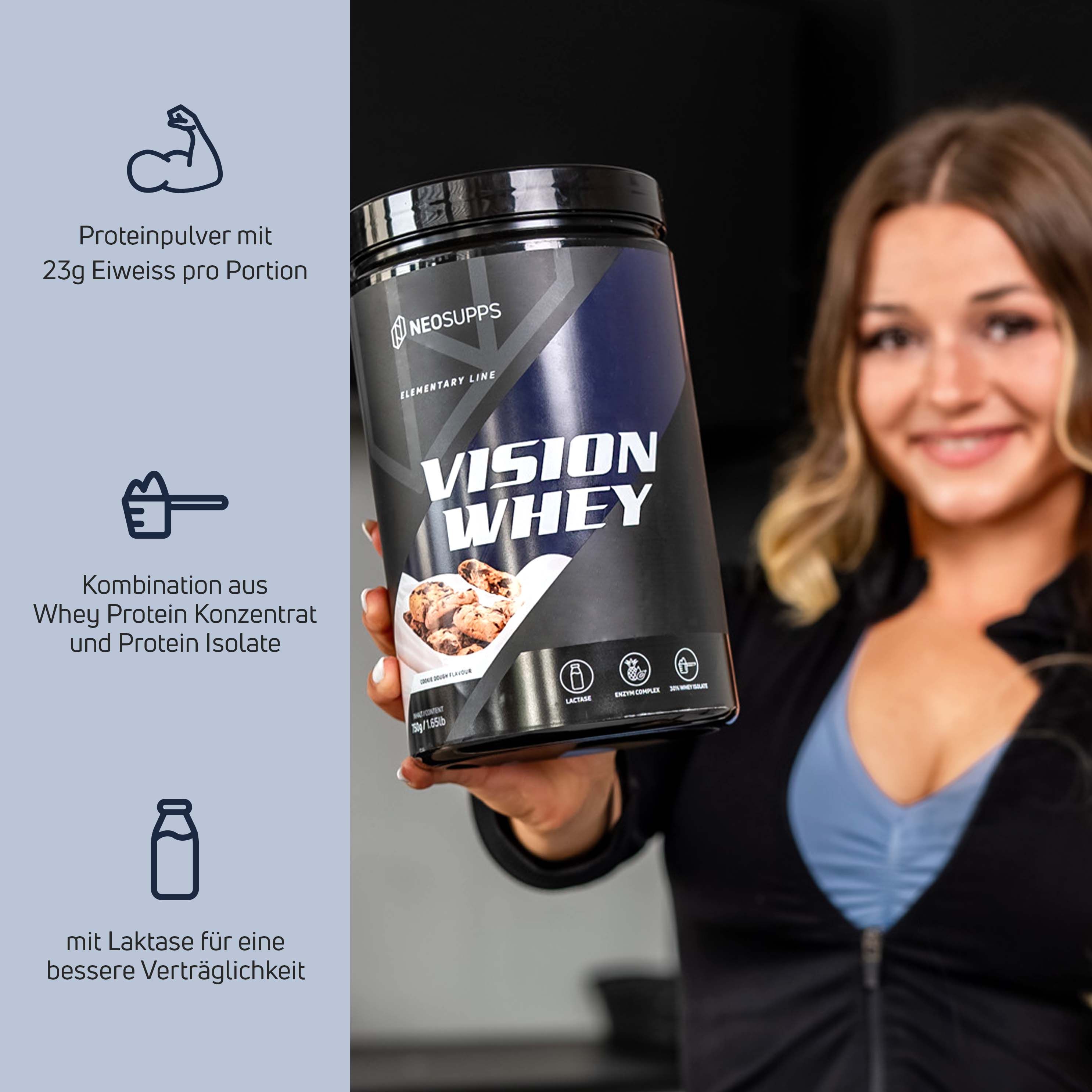 Schwarze Dose mit "VISION WHEY"-Aufdruck. Frau hält Dose. Aufschrift: "Cookie Dough". Logo: Neosupps. 23g Protein pro Portion.