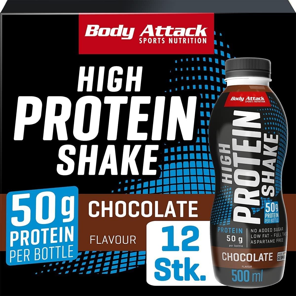 Schwarze Verpackung mit einer Flasche "Body Attack High Protein Shake". Text: "50g Protein per Bottle", "Chocolate", und "12 Stk.".
