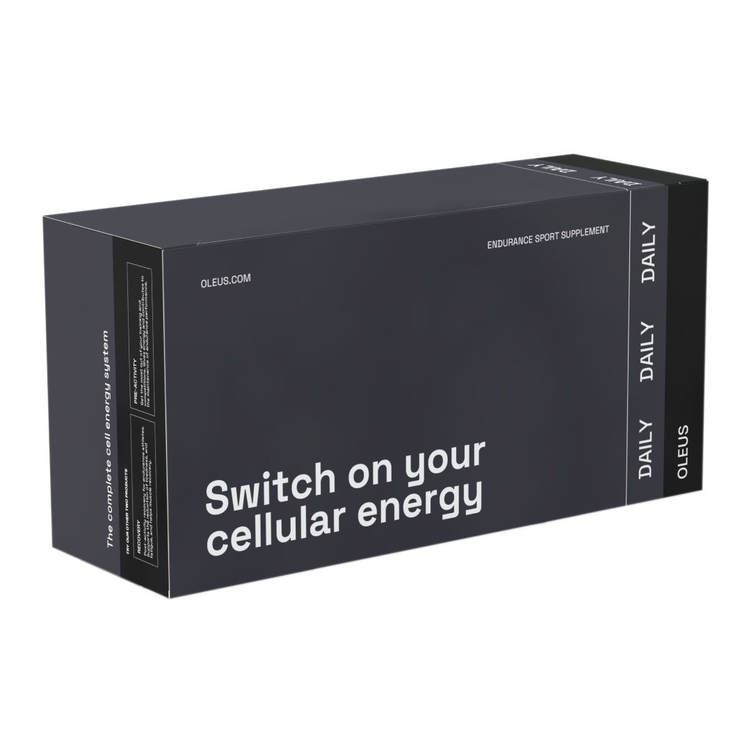 Zwarte doos. Opschrift: Switch on your cellular energy. OLEUS DAILY.