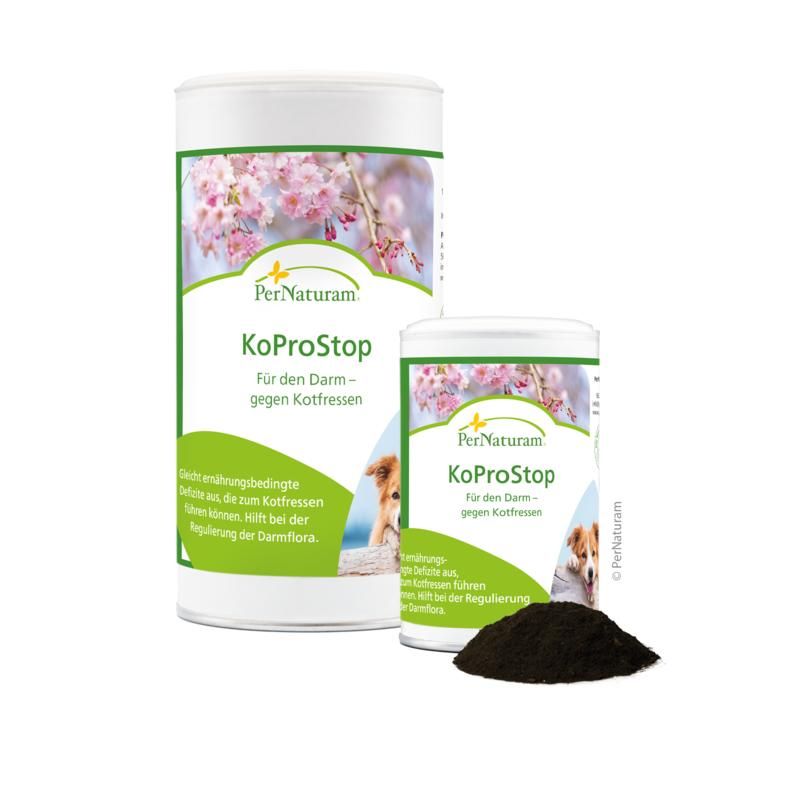 Zwei Behälter mit Produkt und Haufen. Aufschrift: KoProStop. Text und Logo von PerNaturam. Abbildung eines Hundes.
