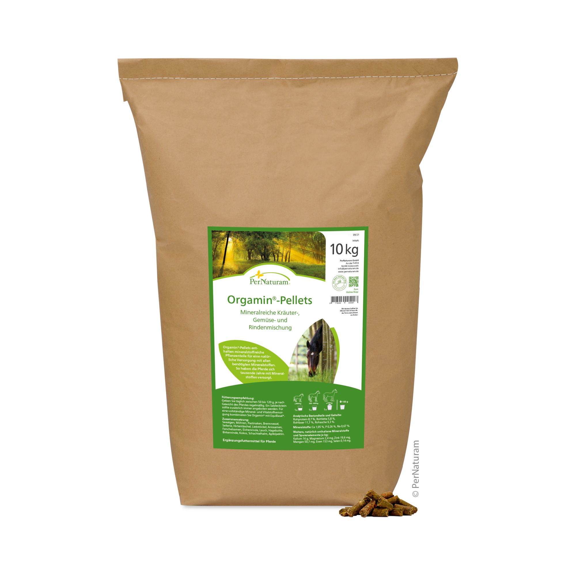 Braune Papiertüte mit grünem Etikett. Aufschrift 'Orgamin-Pellets'. 10 kg. Pellets am unteren Rand.