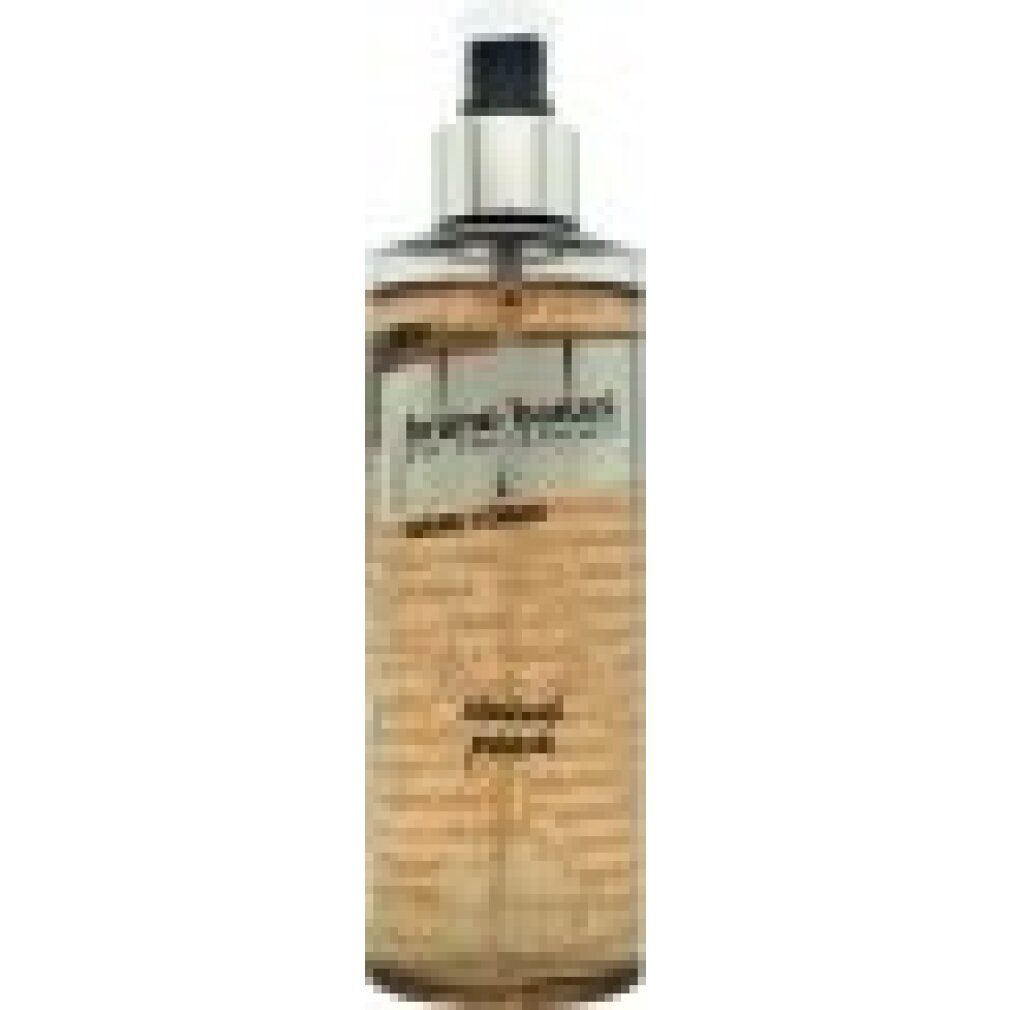 Körper-Bodyspray. Durchsichtige Flasche mit silbernem Sprühkopf. Aufschrift: bruno banani Daring Woman Sensual Peach.