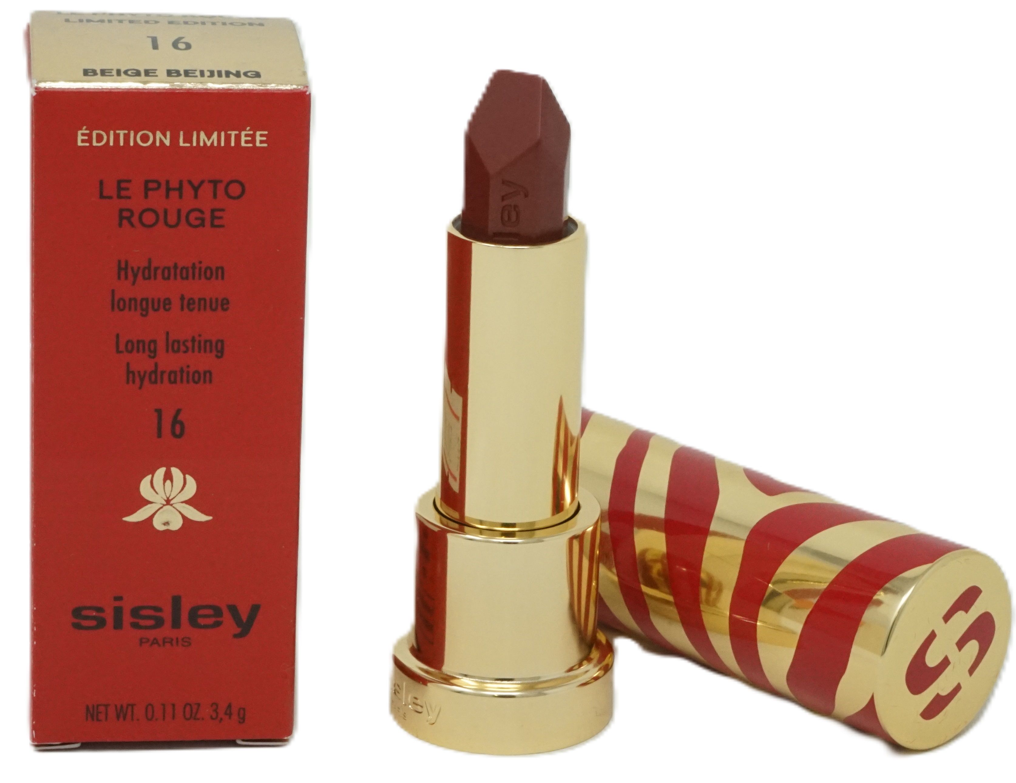 Lippenstift mit goldfarbenem Gehäuse und roter, gestreifter Hülse. Auf der Verpackung steht "Sisley Le Phyto Rouge".