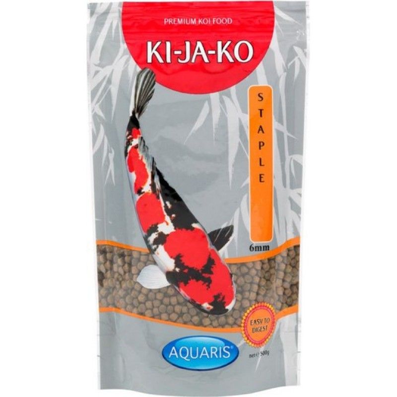 Koifischfutter-Beutel mit Logo KI-JA-KO, Koi-Fisch-Illustration und Text 'STAPLE 6mm'.