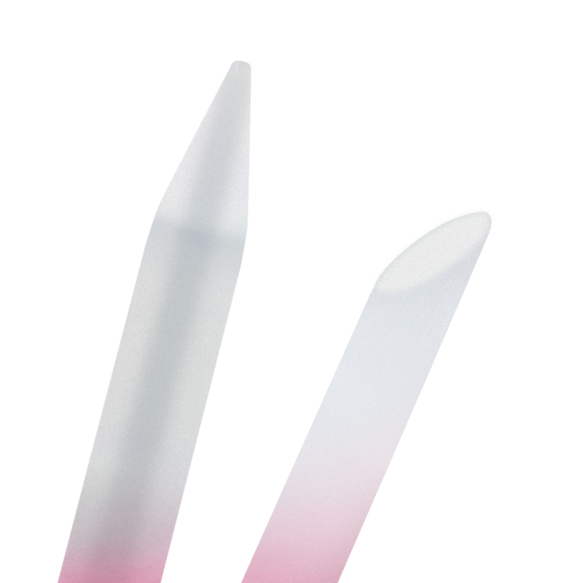 Nahaufnahme von zwei Glasfeilen. Rosa Akzente. Feilen in unterschiedlichen Formen.