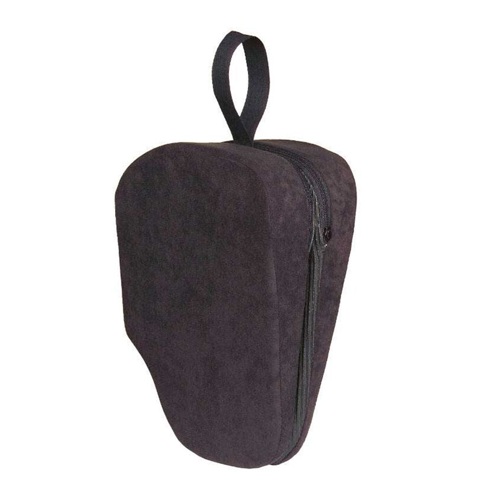 Dunkelbraunes Keilkissen in einer Tasche mit Reißverschluss und Trageschlaufe.