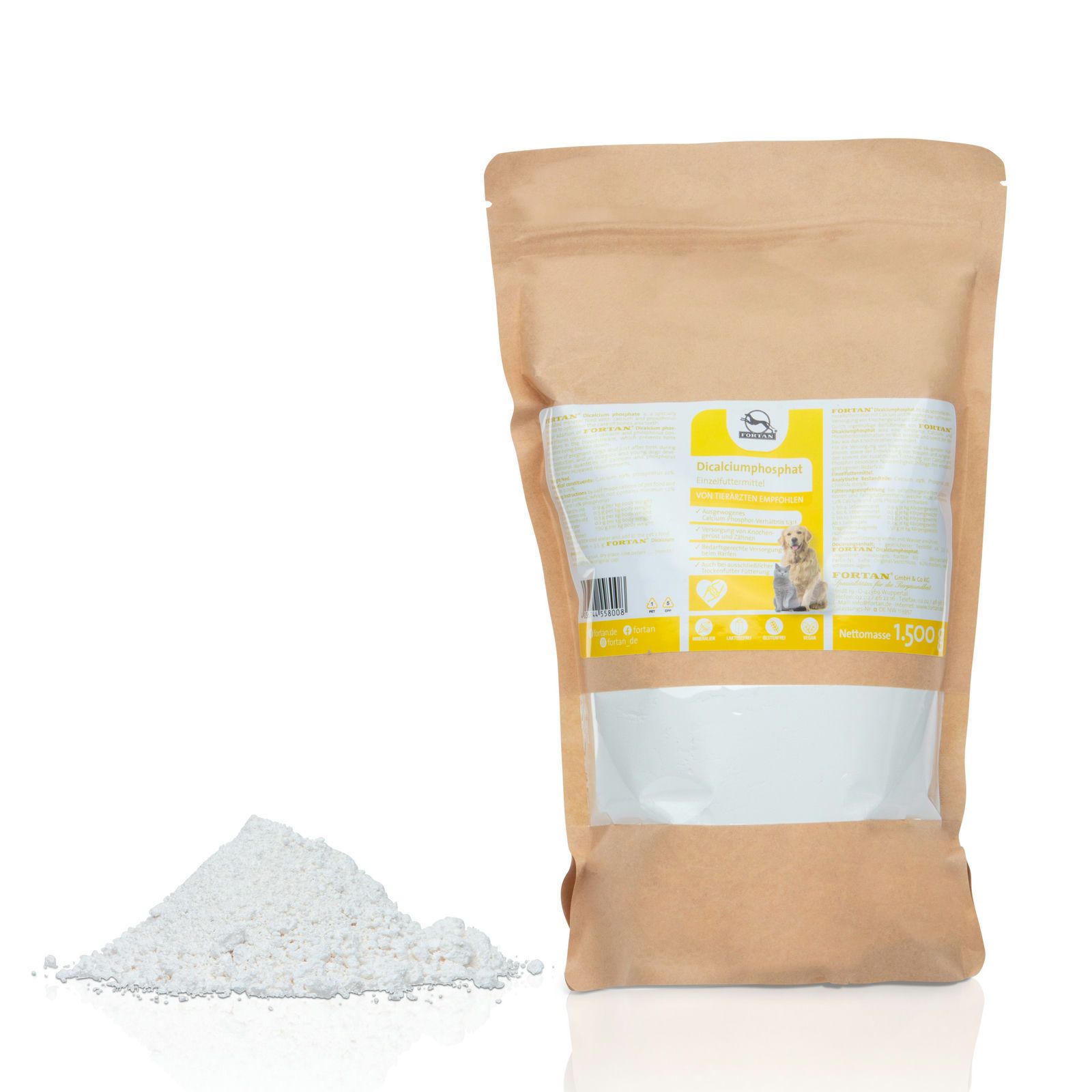 Beutel mit Produkt und Pulverhaufen daneben. Gelbes Etikett. 1.500 g.
