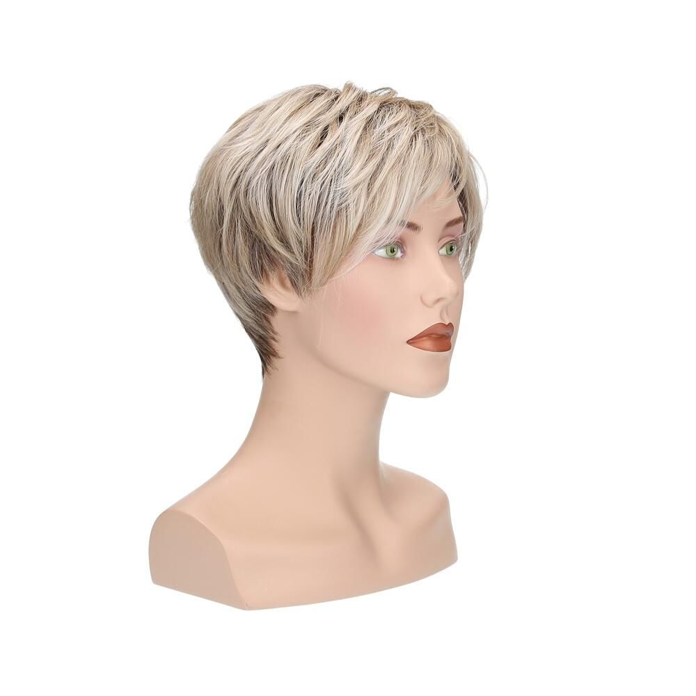 Perücke Magnolie von Lofty. Kurzer, blond-brauner Bob-Schnitt auf einer Schaufensterpuppe. Dreiviertelansicht, Blick nach links.