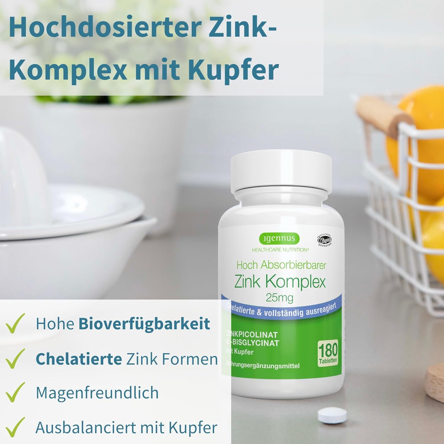 Flasche mit Zink Komplex neben Küchenutensilien. Text: Igennus, Zink Komplex 25mg, 180 Tabletten. Vorteile: hohe Bioverfügbarkeit.