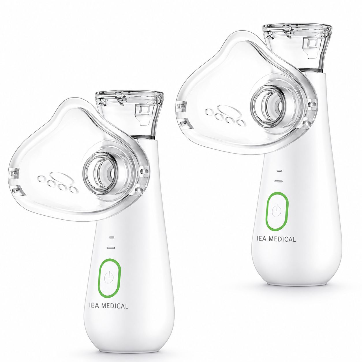 Zwei weiße IEA Medical Inhalatoren mit je einer durchsichtigen Maske.